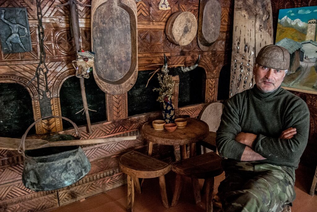 A Living Roots host welcoming travellers in Georgia